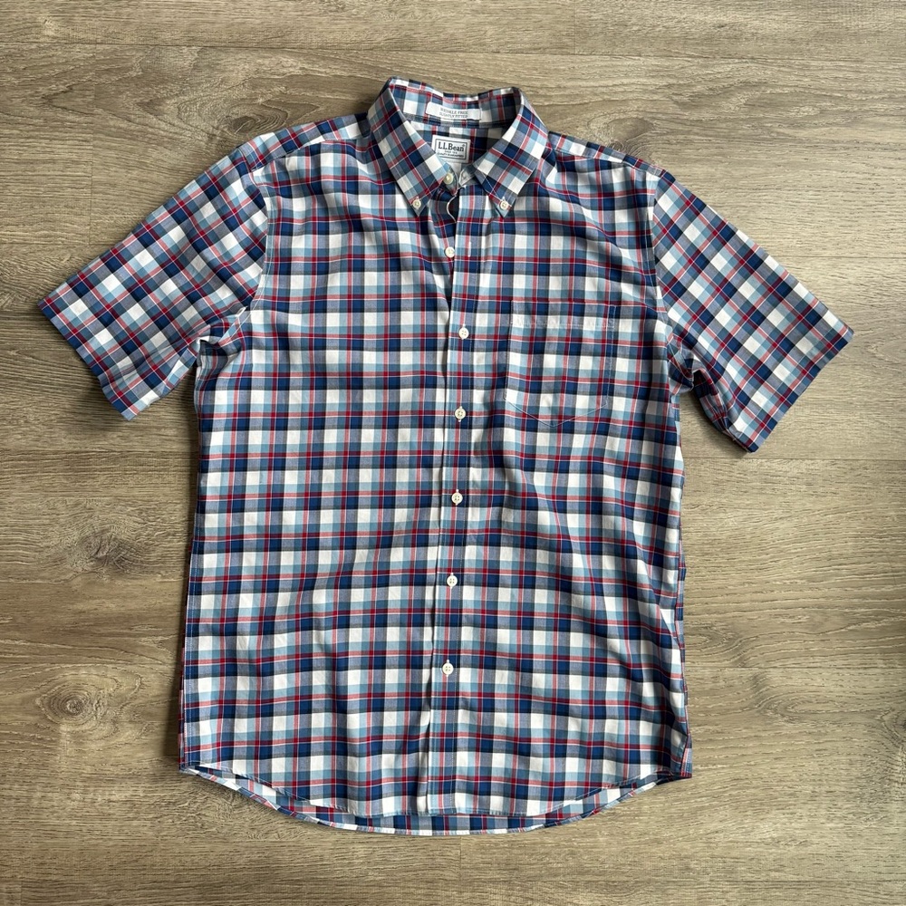 L.L. Bean Wrinkle-Free Short Sleeve Button Down